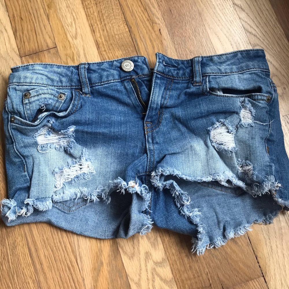 Aeropostale women’s jean shorts